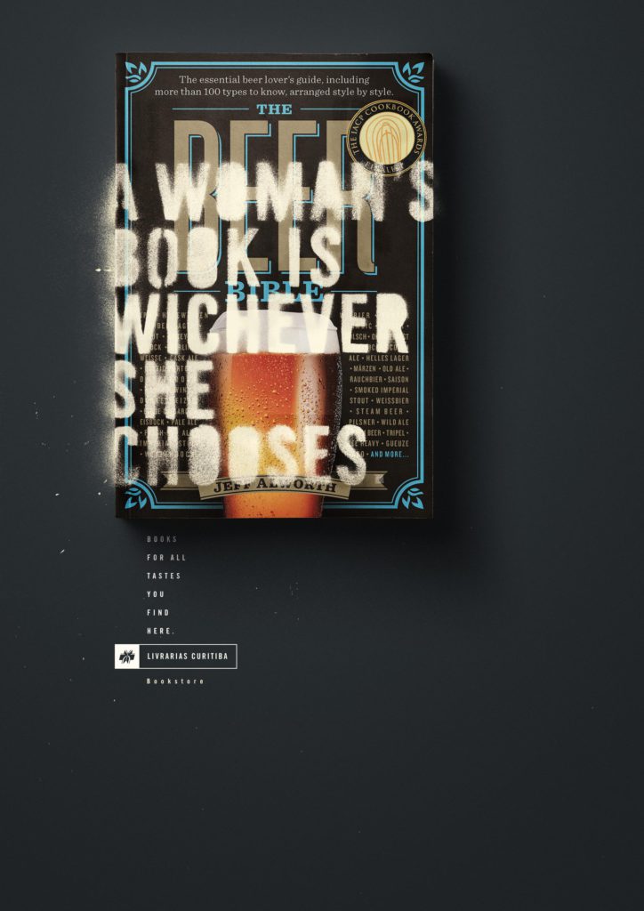 Livrarias Curitiba woman's book 1